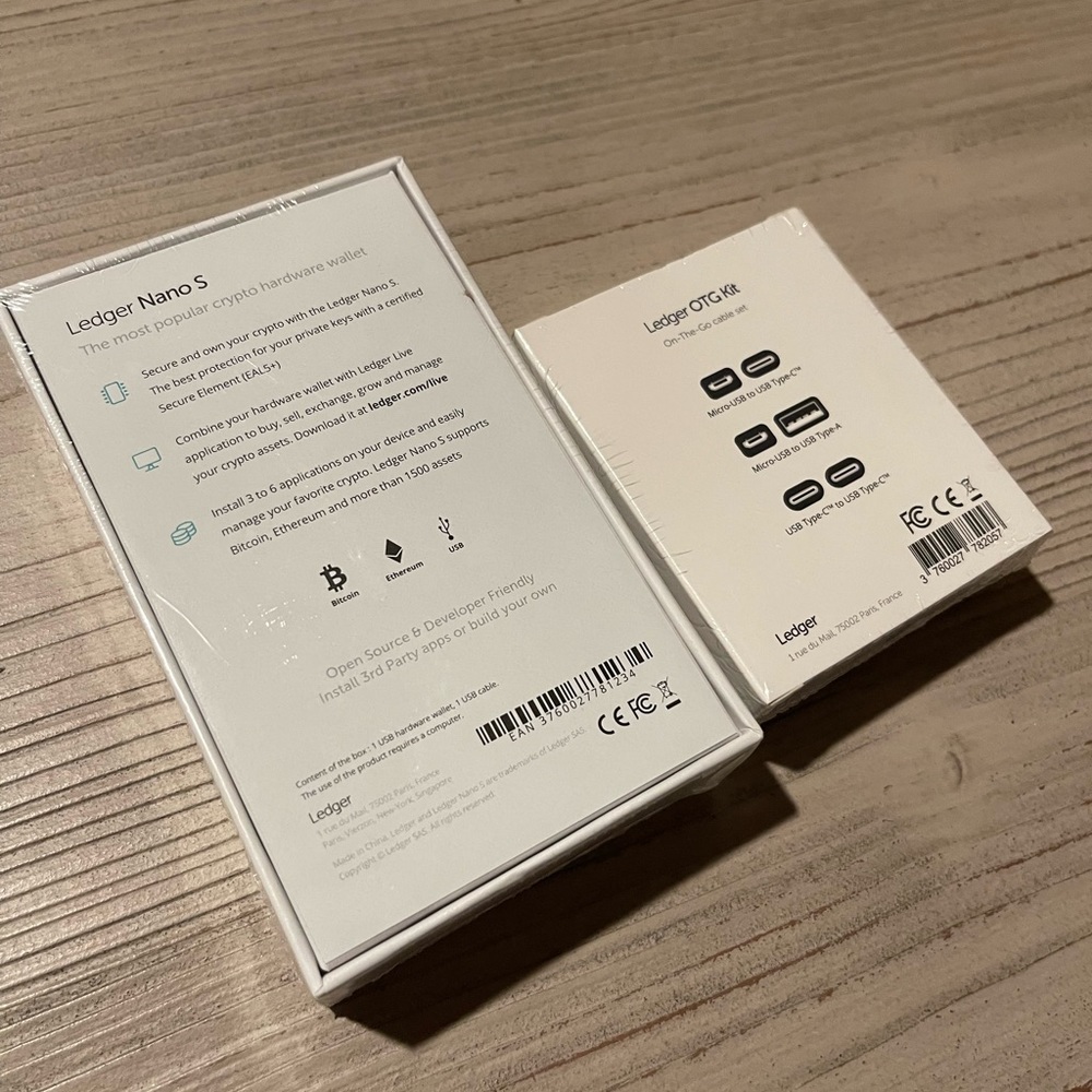 Ledger Nano S + OTG Kit sealed brand new! - Picture 2 of 5